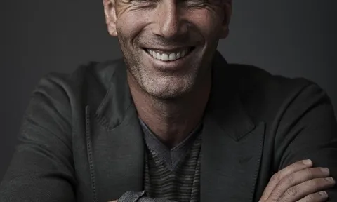 Tròn 2 năm Zidane dẫn dắt Real: Người sinh ra để làm nên lịch sử