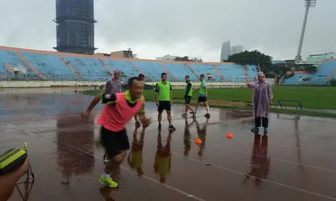 Trọng tài V-League trượt bài kiểm tra thể lực
