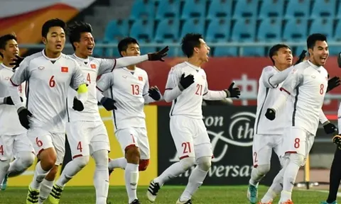 Cổ động viên Trung Quốc hâm mộ các cầu thủ U23 Việt Nam