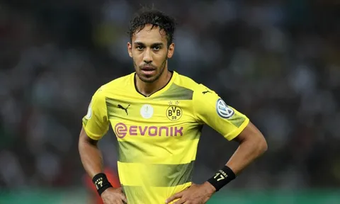 Trước vòng 19 Bundesliga: Gạt Aubameyang, Dortmund tự làm khó mình?