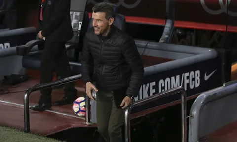 Unzue chứa đựng cá tính gì mà có thể dẫn dắt Barca?