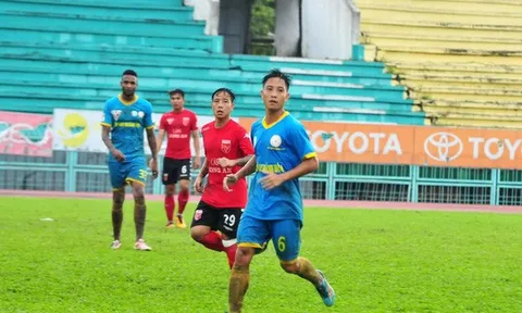 Anh em song sinh đấu nhau ở V-League
