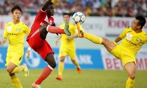 “Sao” U23 Việt Nam tỏa sáng, SLNA thoát thua trong gang tấc