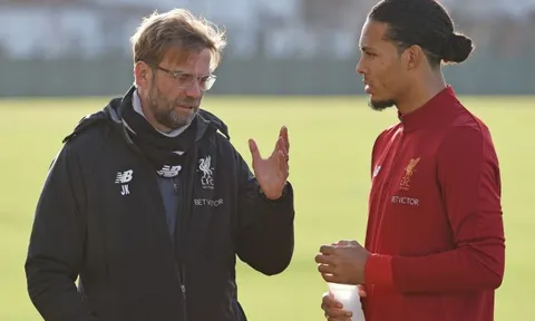 Van Dijk hé lộ lí do từ chối Chelsea, Man City