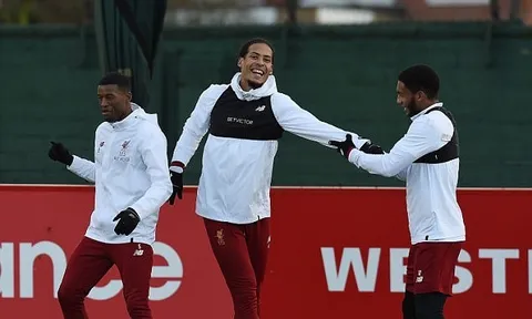 Van Dijk trở lại, Liverpool sẵn sàng phả hơi nóng vào gáy M.U
