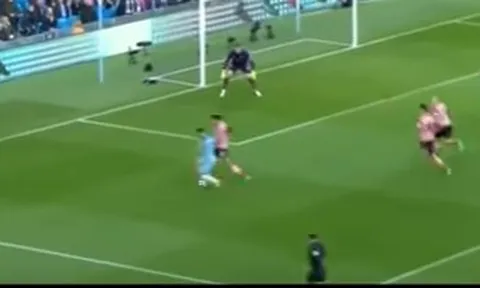Van Dijk từng đối phó với hàng công của Man City như thế nào?