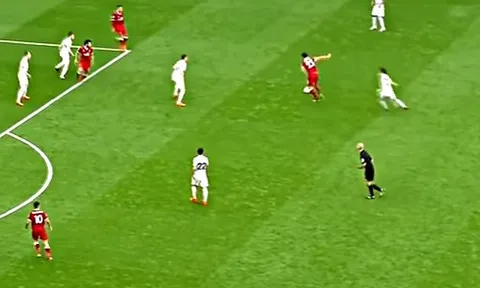 Vì sao Liverpool cần giữ Emre Can bằng mọi giá?