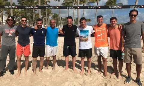 Hội AC Milan 'đưa nhau đi trốn' tại Miami