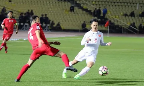 Văn Toàn: 900 phút tịt ngòi ở V-League, 7 phút tỏa sáng trên tuyển VN