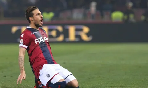 Vô địch lượt đi, Napoli gấp rút chi 25 triệu euro
