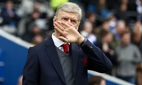 Với Arsene Wenger, đến thần thái cũng chẳng còn quan trọng
