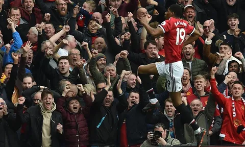 Vòng 30 NHA & Những thống kê ấn tượng: 'Gà son' Rashford!