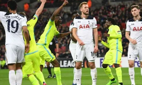 Vòng 32 đội Europa League: Tottenham, Villarreal bị loại, Lyon, Roma thẳng tiến