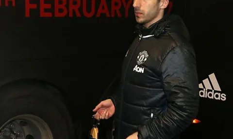 Vụ Mkhitaryan, tất cả bị Mourinho 'dắt mũi'?