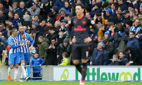 Góc Arsenal: Niềm tin chạm đáy