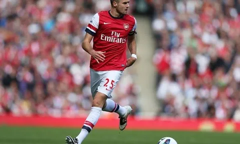 Xác nhận: Cầu thủ đầu tiên rời Arsenal Đông này