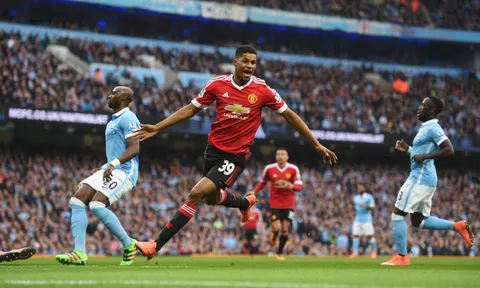 Xem Marcus Rashford phá lưới Man City