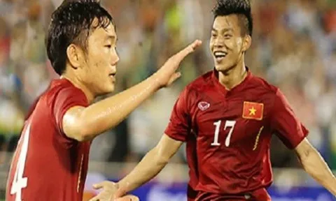 Xuân Trường, Văn Thanh dự lễ trao giải QBV Việt Nam 2016