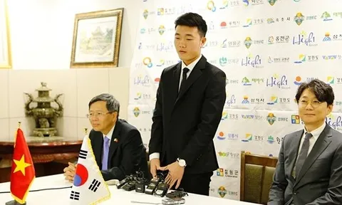 Xuân Trường liên tiếp ghi điểm tại Gangwon FC
