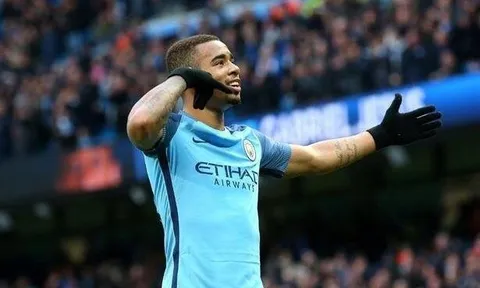 Ý nghĩa phũ phàng đằng sau pha ăn mừng của Gabriel Jesus