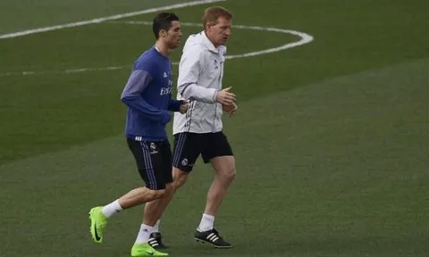 Zidane 'méo mặt' với chấn thương của Ronaldo