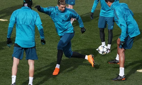 Trận cầu tâm điểm quyết định tương lai HLV Zidane