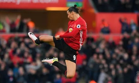 Zlatan Ibrahimovic & 10 khoảnh khắc đáng nhớ nhất ở Man Utd