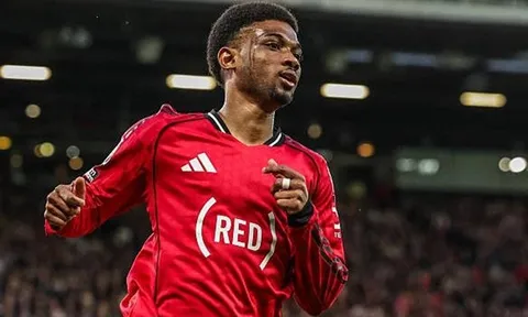 Carrick bảo vệ Amad Diallo trước những chỉ trích