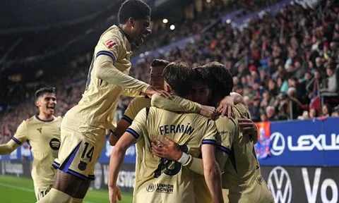 Hansi Flick biến dàn sao dự bị thành chìa khóa vô địch cho Barca