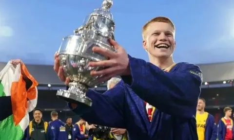 Real Madrid chi 50 triệu chiêu mộ Kees Smit