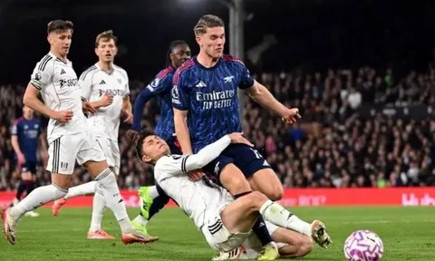 Derby London là rào cản hay bàn đạp cho Arsenal vô địch?