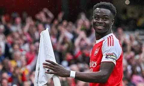 Saka trở lại, Arsenal xua tan nỗi lo sụp đổ