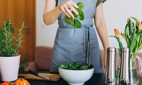 Bổ sung vitamin A đúng cách, “trợ thủ” tự nhiên giúp làn da chậm lão hóa