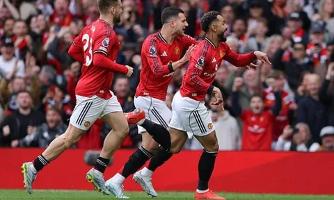 5 điểm nhấn MU 3-2 Liverpool: Mainoo đẳng cấp, vé C1 cho MU