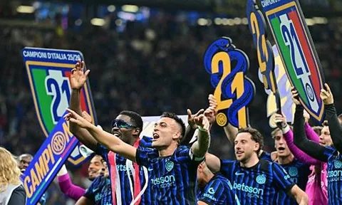 Hạ Parma, Inter chính thức đoạt Scudetto thứ 21