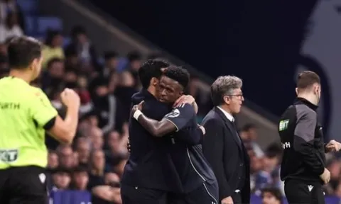 5 điểm nhấn Espanyol 0-2 Real: Vinicius lên tiếng, Barca mất vui