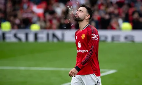 Sự thật việc Bruno Fernandes rời sân trận hạ Liverpool