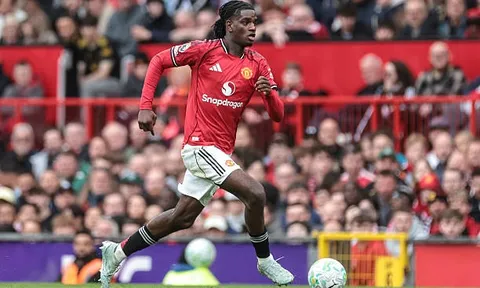 Cơn đau đầu của Carrick và giấc mơ World Cup cho Ayden Heaven
