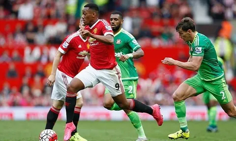22h00 ngày 26/12, Man Utd vs Sunderland: Ngày về "giông bão" của David Moyes