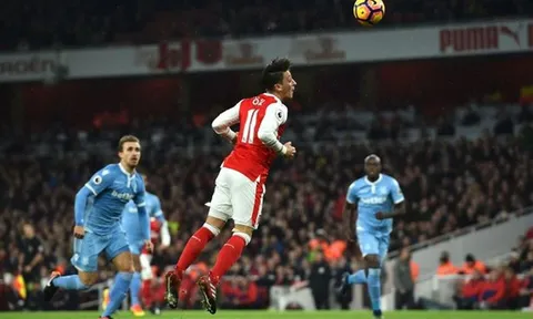 5 điểm nhấn sau trận Arsenal 3-1 Stoke: Bộ mặt mới của Pháo thủ