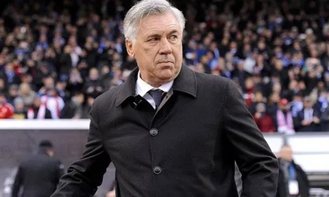 Ông Ancelotti toan tính gì cho trận "chung kết" lượt đi Bundesliga?