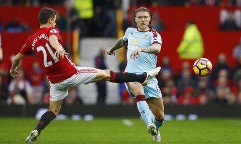 Ander Herrera tiết lộ lí do khoác áo số 21 ở Man United