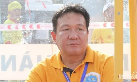 HLV Hoàng Văn Phúc: "Quảng Nam FC sẽ có mặt trong tốp 3 V-League 2017"