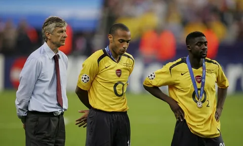 Arsenal như con bạc ở đấu trường Champions League
