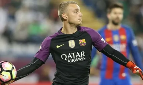 Barca nhận hung tin từ Cillessen