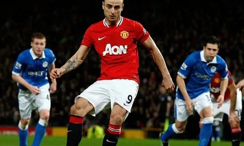Berbatov sắp tái xuất ở Man United