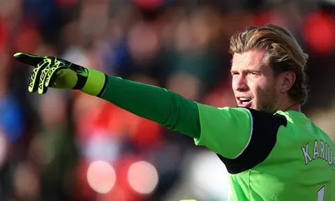 Carragher: 'Đã đến lúc Karius cần phải câm mồm'