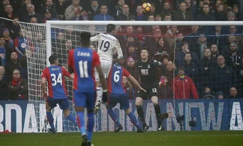Chùm ảnh: Chelsea hạ gục Crystal Palace với bàn thắng thứ 50 của Costa