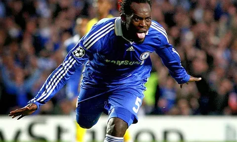 Còn ai nhớ 'máy quét' Essien