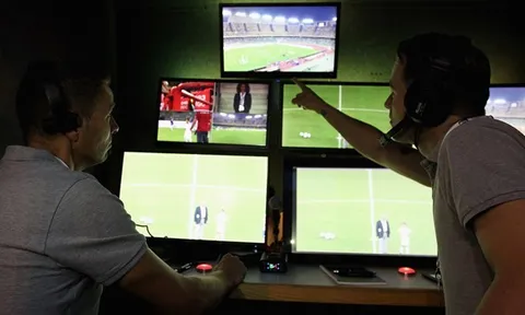 Công nghệ video hỗ trợ trọng tài được áp dụng